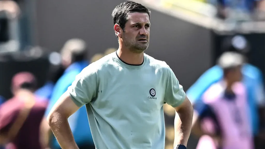 Ritiro Inter, diversi giocatori a rischio assenza per Chivu in Germania con il Mondiale: spazio ai giovani 1 chivu