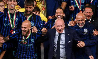 ll presidente dell'Inter, Beppe Marotta, nella festa per la Coppa Italia numero 10