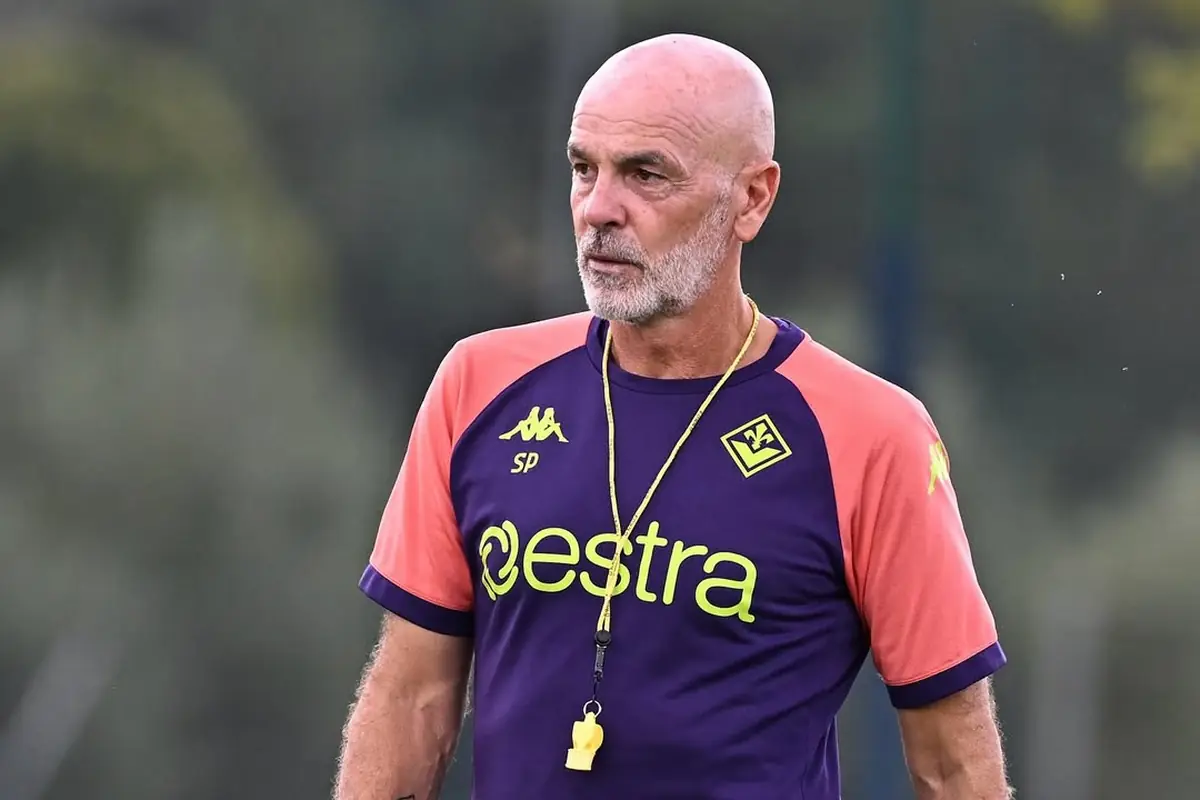 Pioli torna in Serie A: contatti avviati per l'ex Inter e Milan 26 Pioli allena la Fiorentina