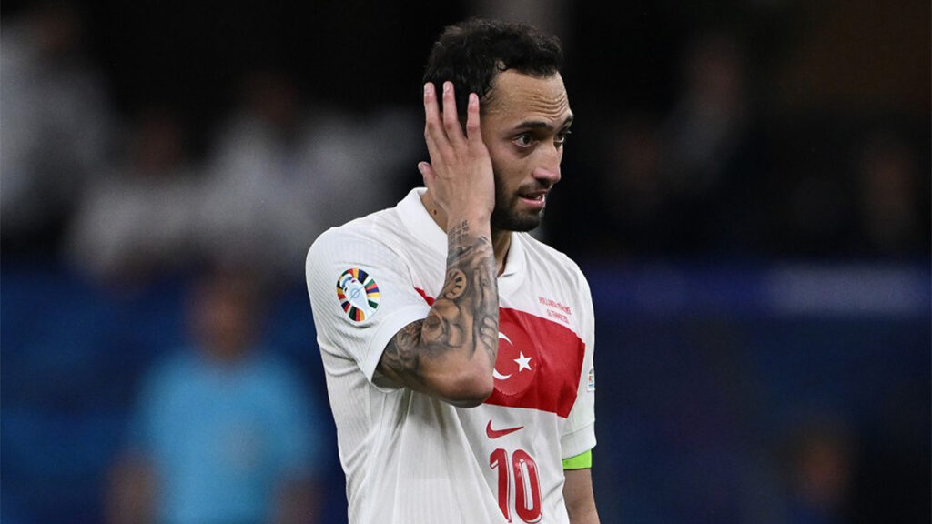 Turchia, addio amaro al Mondiale: il bilancio in ombra di Hakan Calhanoglu 1 Calhanoglu Olanda Turchia