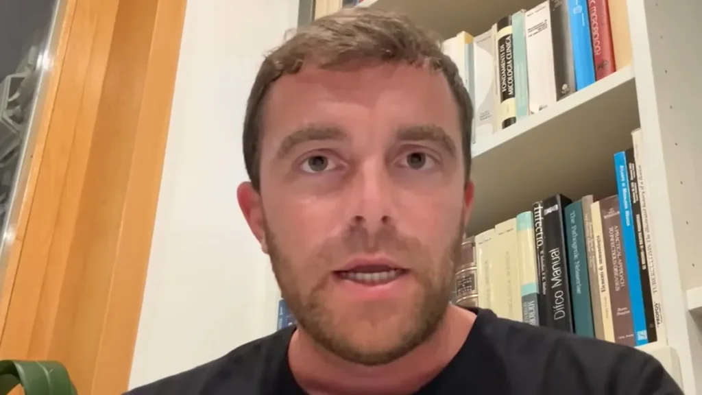 Fabrizio Romano: «Il discorso tra Bastoni e il Barcellona si è fermato ormai più di un mese fa» 1 Fabrizio Romano, giornalista