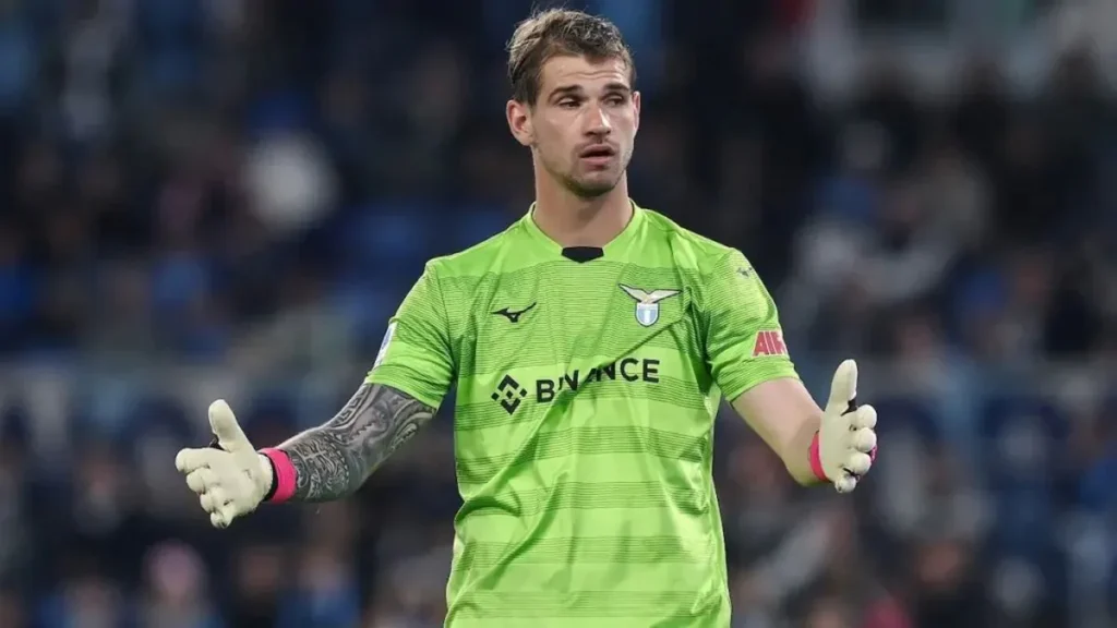 provedel, portiere, braccia aperte