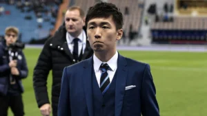 Il Corriere della Sera svela il dramma di Steven Zhang: tra debiti miliardari in Cina e l’eterno amore dei tifosi nerazzurri