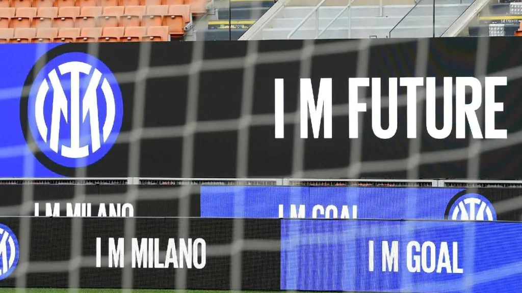 L'Inter sfonda il muro dei 100 milioni di fan sui social: è il club con la crescita record nell'ultimo anno 1 logo Inter MG5 4790 1 e1687624661737