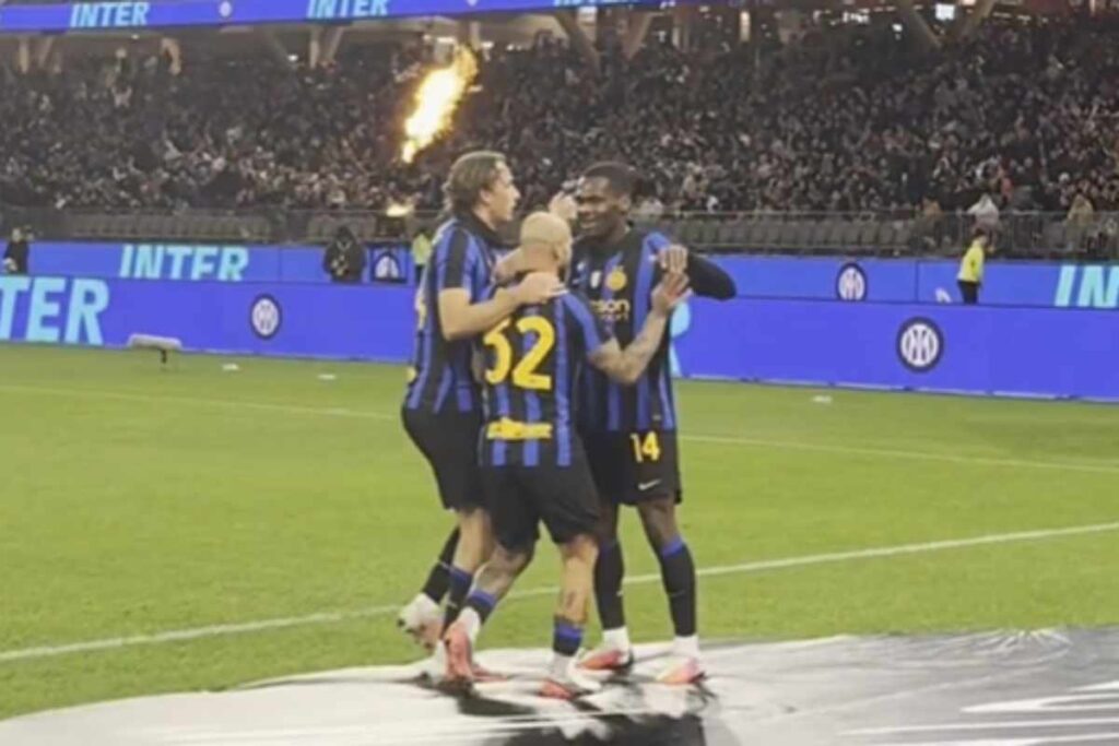 Pagelle Juventus Inter, i top e i flop: Dimarco ancora decisivo, Diouf entra benissimo. Luis Henrique in difficoltà 1 screen esultanza gol Dimarco Juve Inter amichevole
