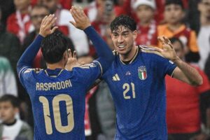 Bastoni protagonista in Turchia Italia: gol, solidità difensiva e numeri da leader