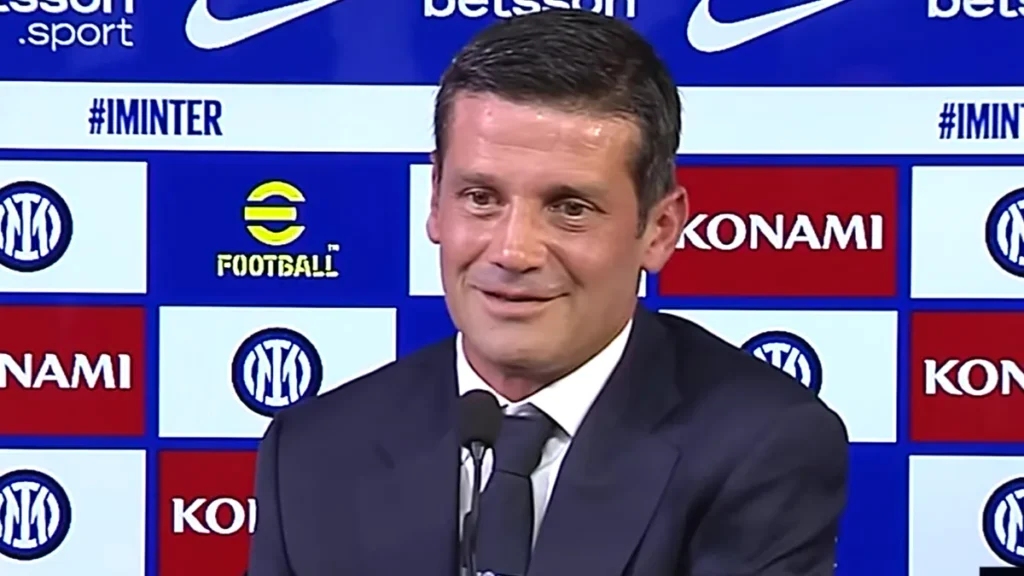 Cristian Chivu, allenatore dell'Inter, in conferenza stampa