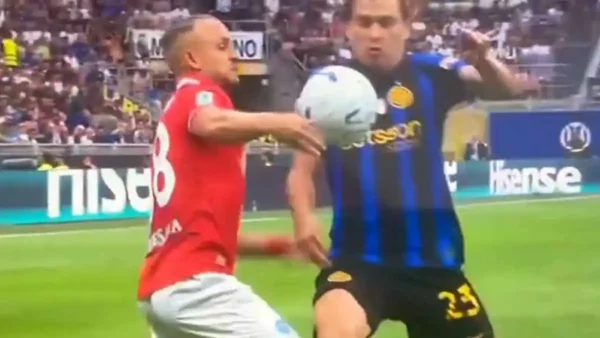 mano Lobotka.jpg 1