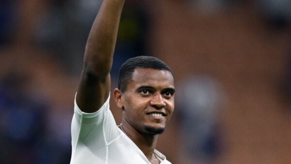 Akanji Inter Monza per calcio