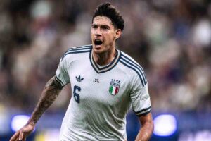 Bastoni totale in Francia Italia, che prestazione in Nations League: i numeri della partita del difensore dell’Inter