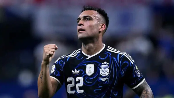 Esultanza Lautaro Inghilterra Argentina
