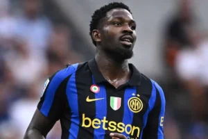 Thuram Inter Napoli 2 per calcio