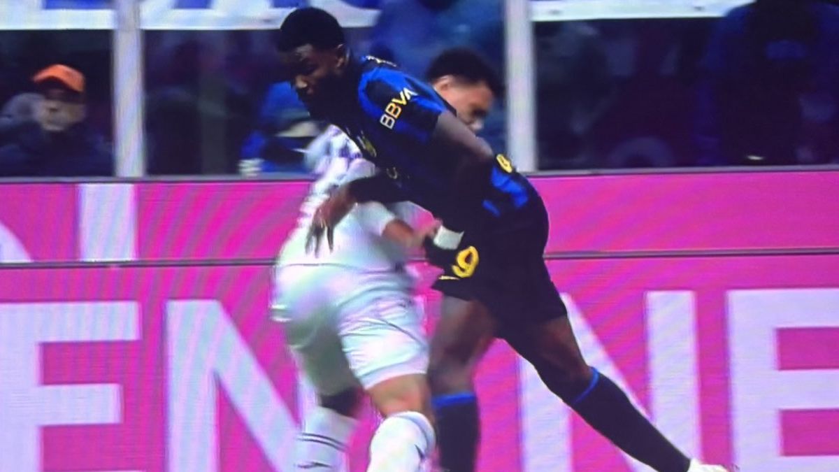 moviola inter fiorentina furia nerazzurra per il rigore negato a thuram marelli non ha dubbi mariani sbaglia tutti gli episodi da Internews24.com moviola inter fiorentina furia nerazzurra per il rigore negato a thuram marelli non ha dubbi mariani sbaglia tutti gli episodi
